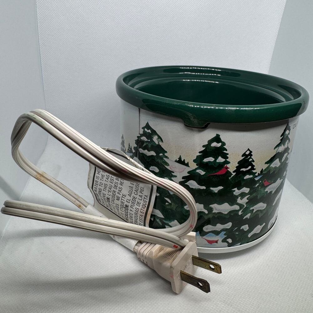 Vintage Rival Potpourri Crock Model 3206 Winter Evergreen Pine Trees Cardinal - Picture 6 of 11
